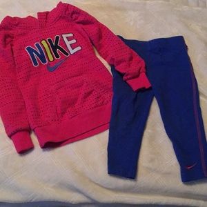 Nike hoodie and leggings set